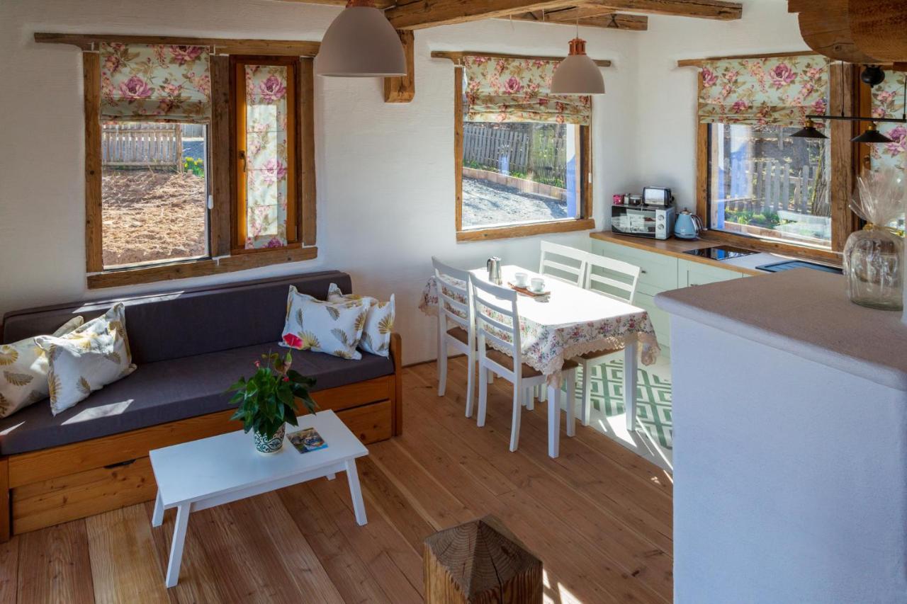 Casele Cu Stuf B&B Haus Ulrike Salicea Екстер'єр фото